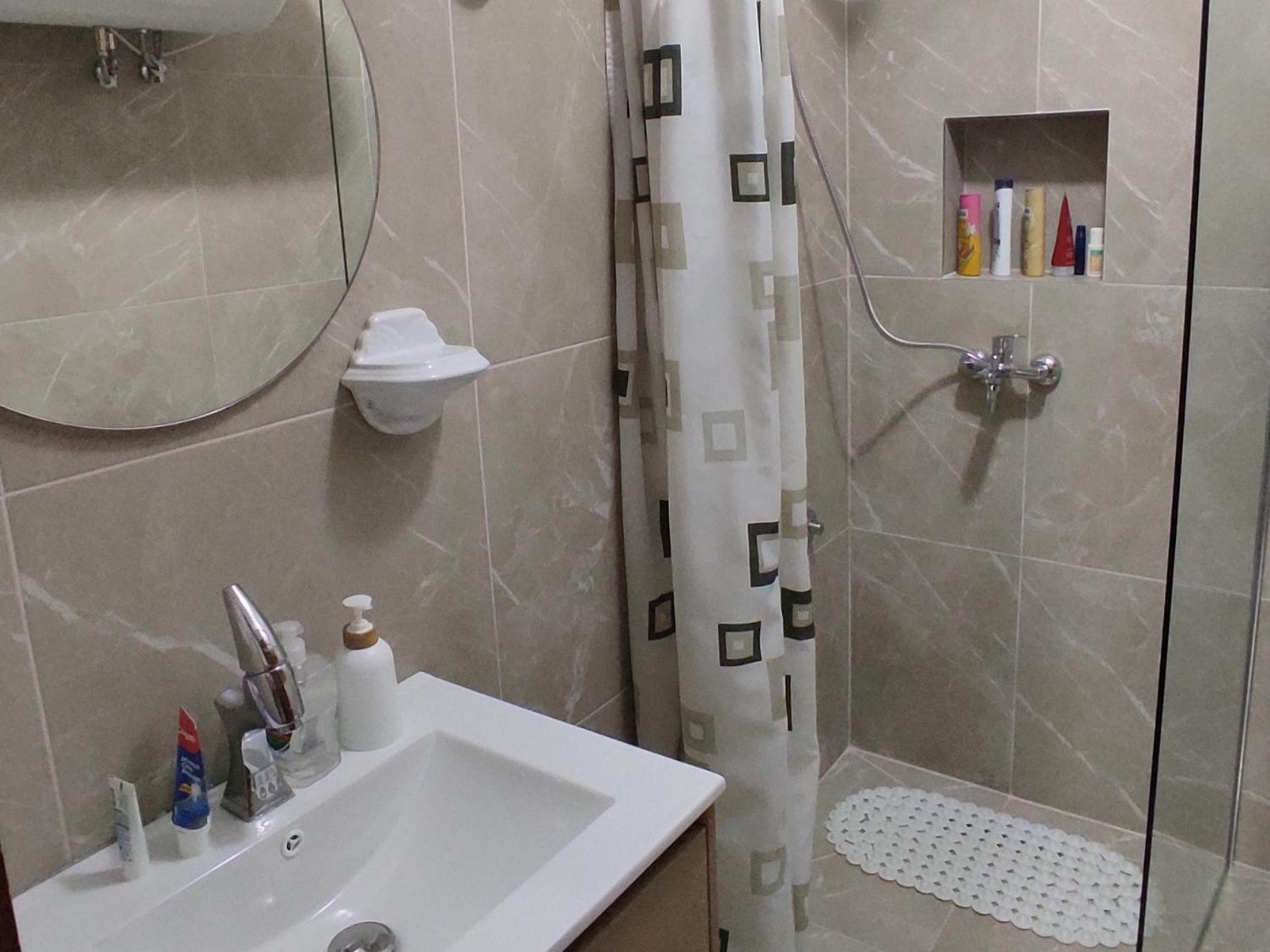 Apartamento Center Rustic Retreat Tirana