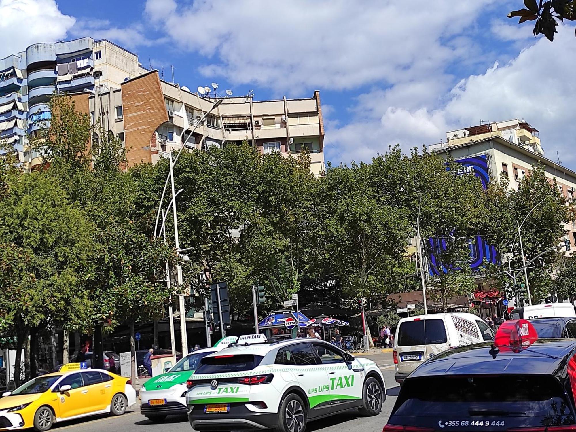 Center Rustic Retreat Tirana