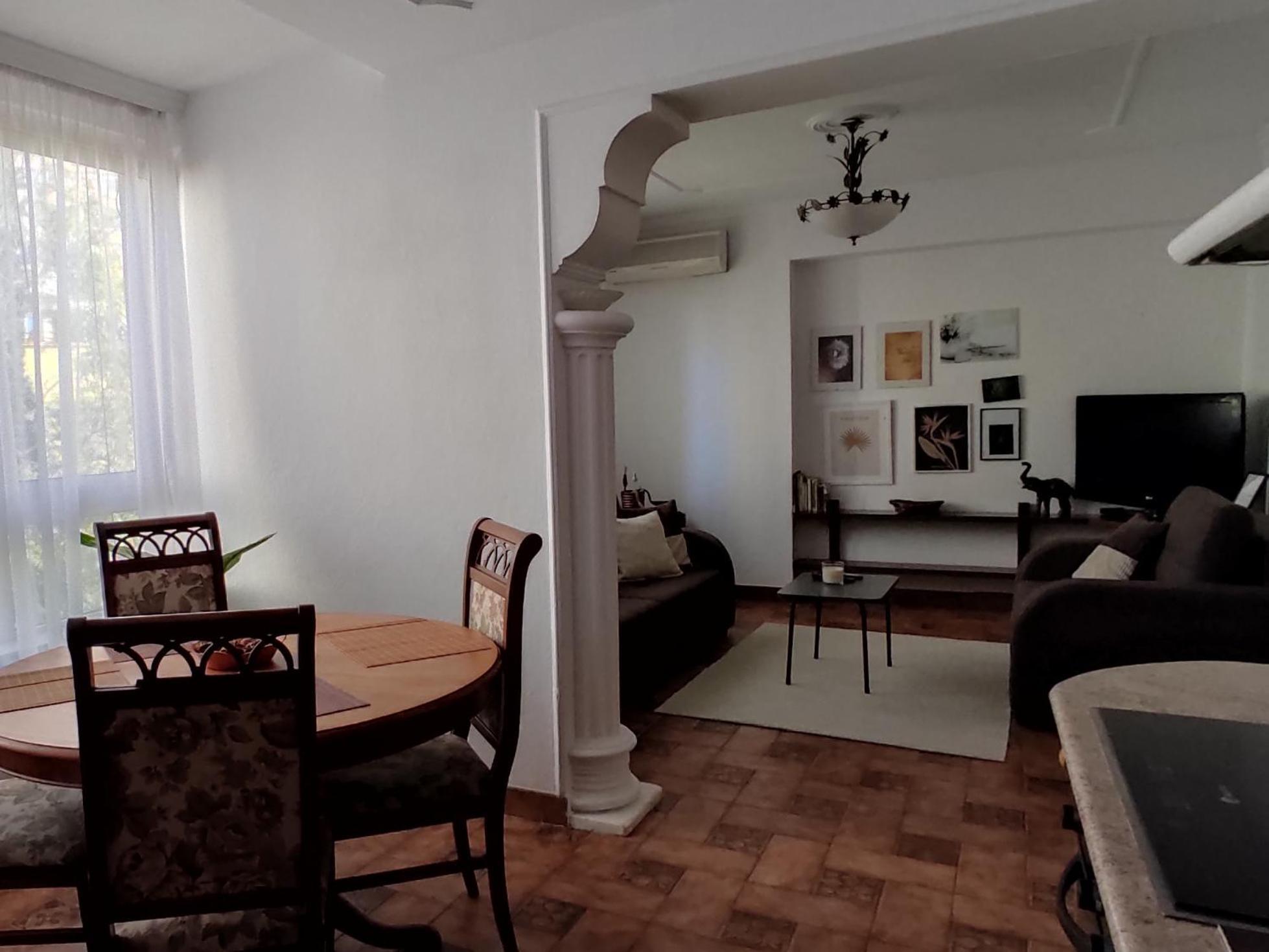 Center Rustic Retreat Appartement Tirana